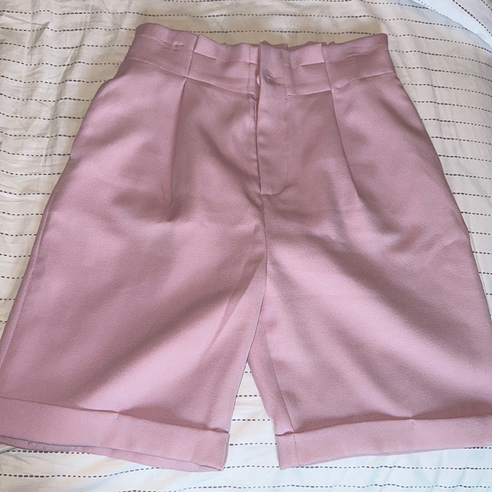 FashionNova pink long high waisted shorts size large!